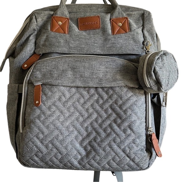 Boutique Large Diaper Bag, Backpack, Bassinet, Tech Charging Station all in one - Picture 5 of 16